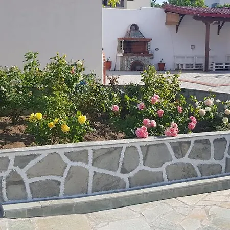Olympia By Pro - Halkidiki Гостевой дом 3*